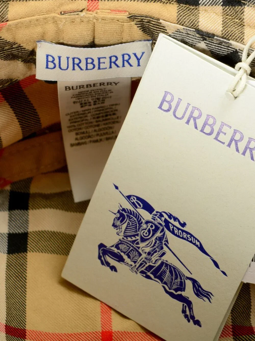 Burberry "Classic Bucket" Archive Beige Check Print Bucket Hat Size L - Picture 6 of 6